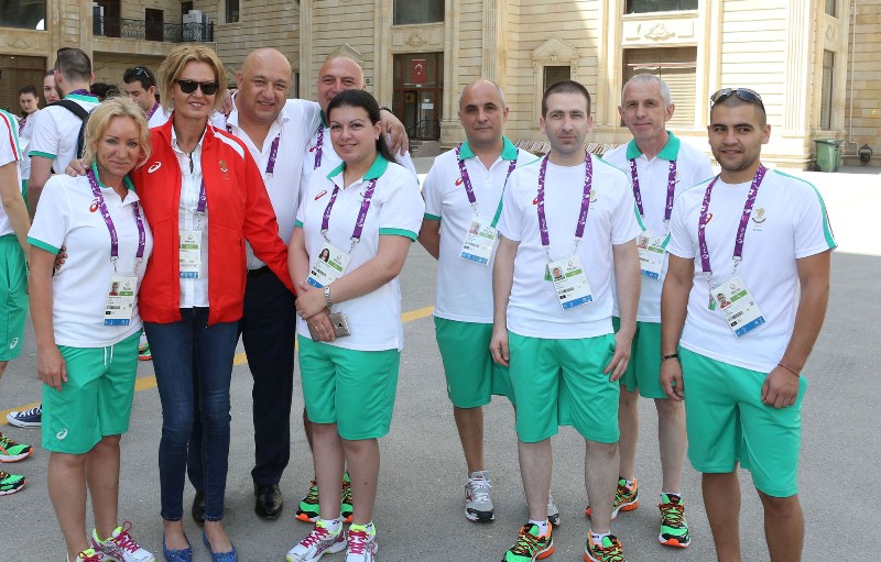 Министърът на младежта и спорта Красен Кралев посети днес селото на спортистите на европейските игри в Баку. 