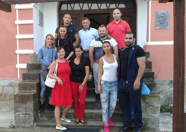 Световни шампиони гостуват в селото на Дан Колов