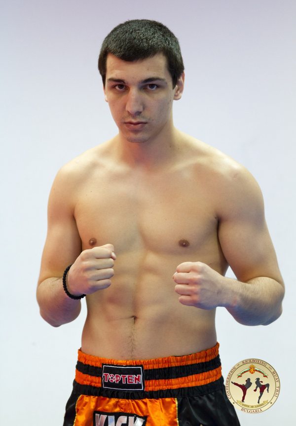 Александър Петров ще се бори за световната титла в стил К1 WAKO PRO